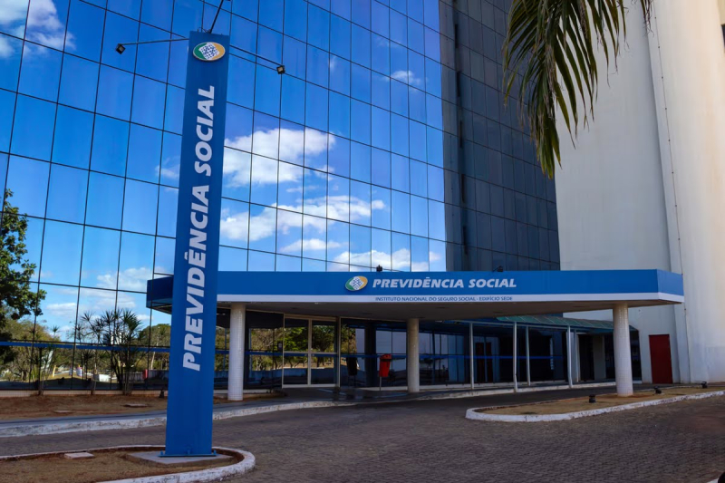INSS passa a barrar pedidos repetidos de aposentadoria: o que muda para o segurado?